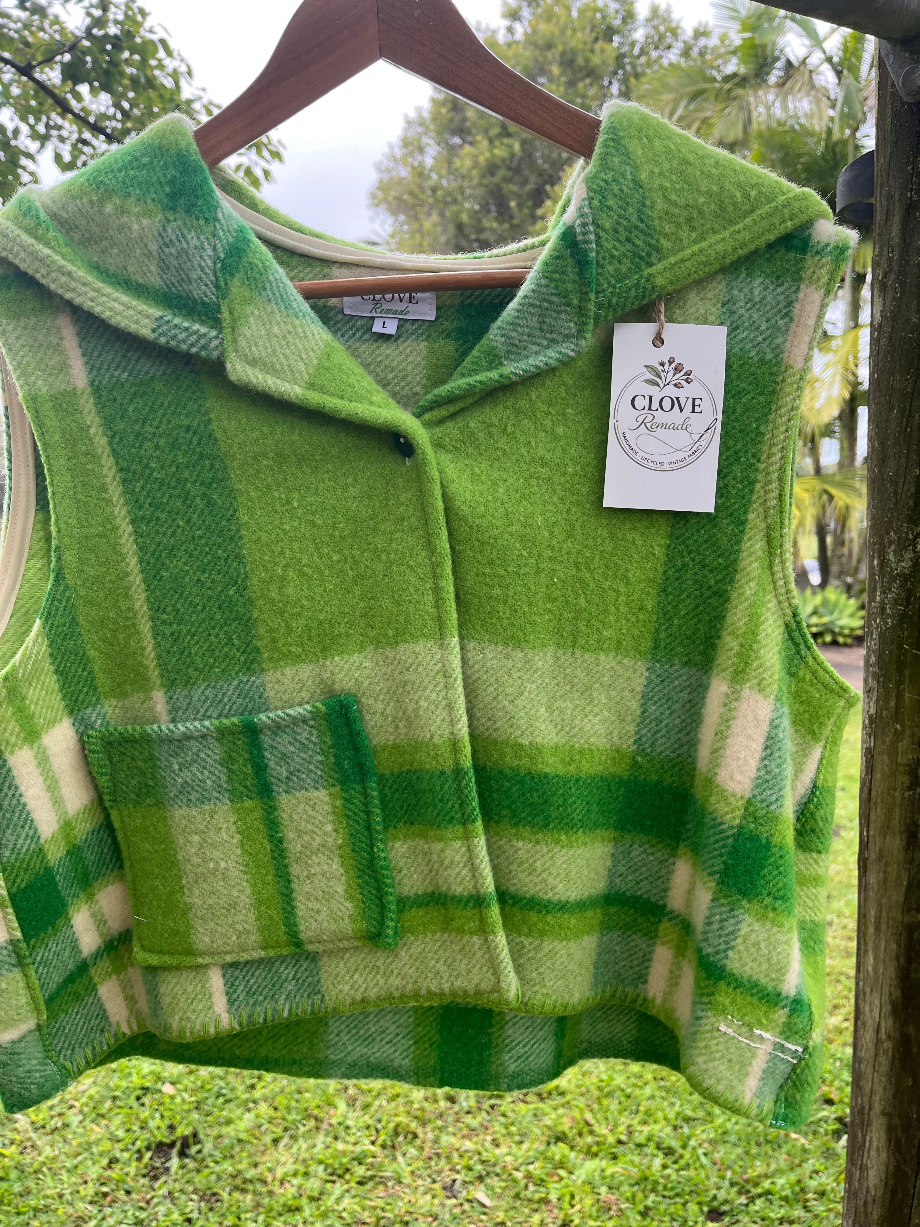 Vest-Vintage Woollen Blanket. Hooded Crop. Size 10-12