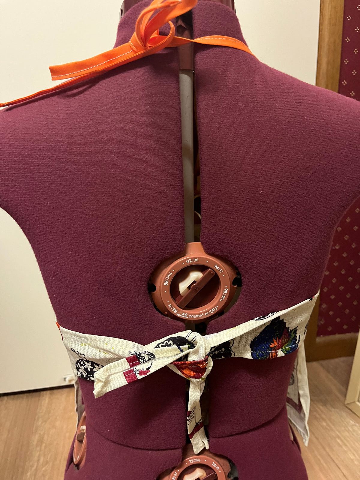 Pure linen “Roosters” halter neck top. Up to size 16