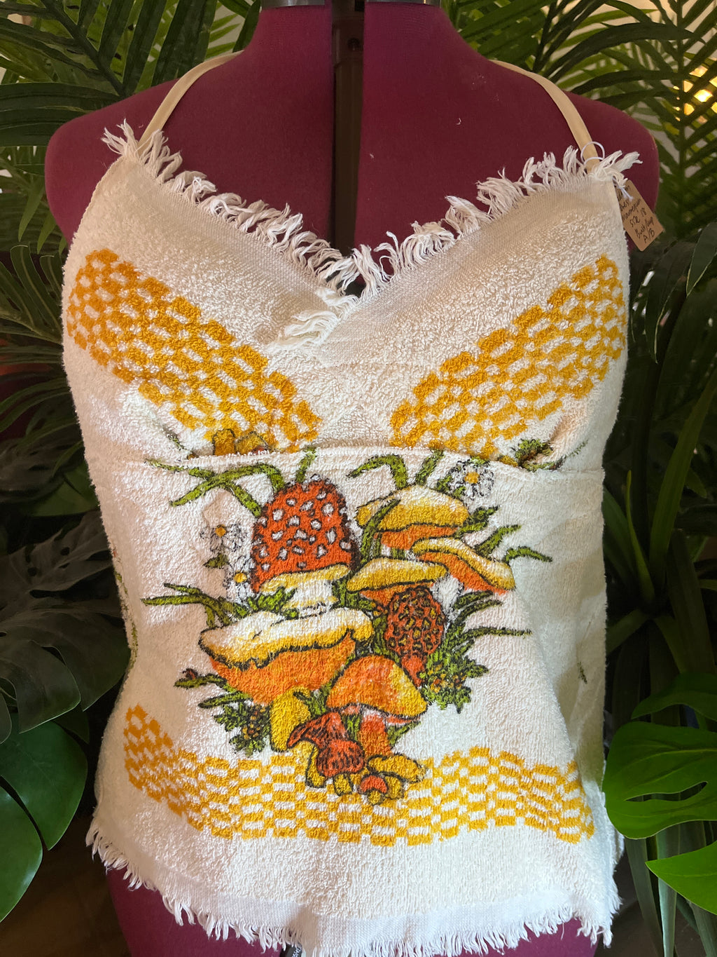 Vintage tea towel/hand towel “Mushrooms” Size 18A/B