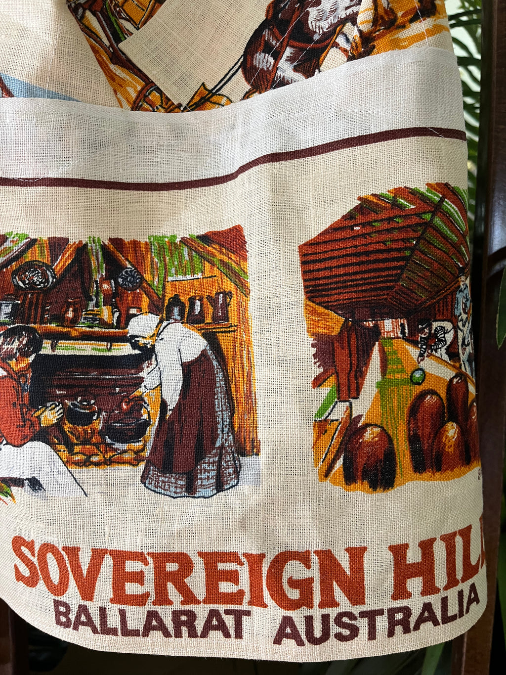 Vintage tea towel halter neck top “Soverign Hill Ballarat” Size 14B/C