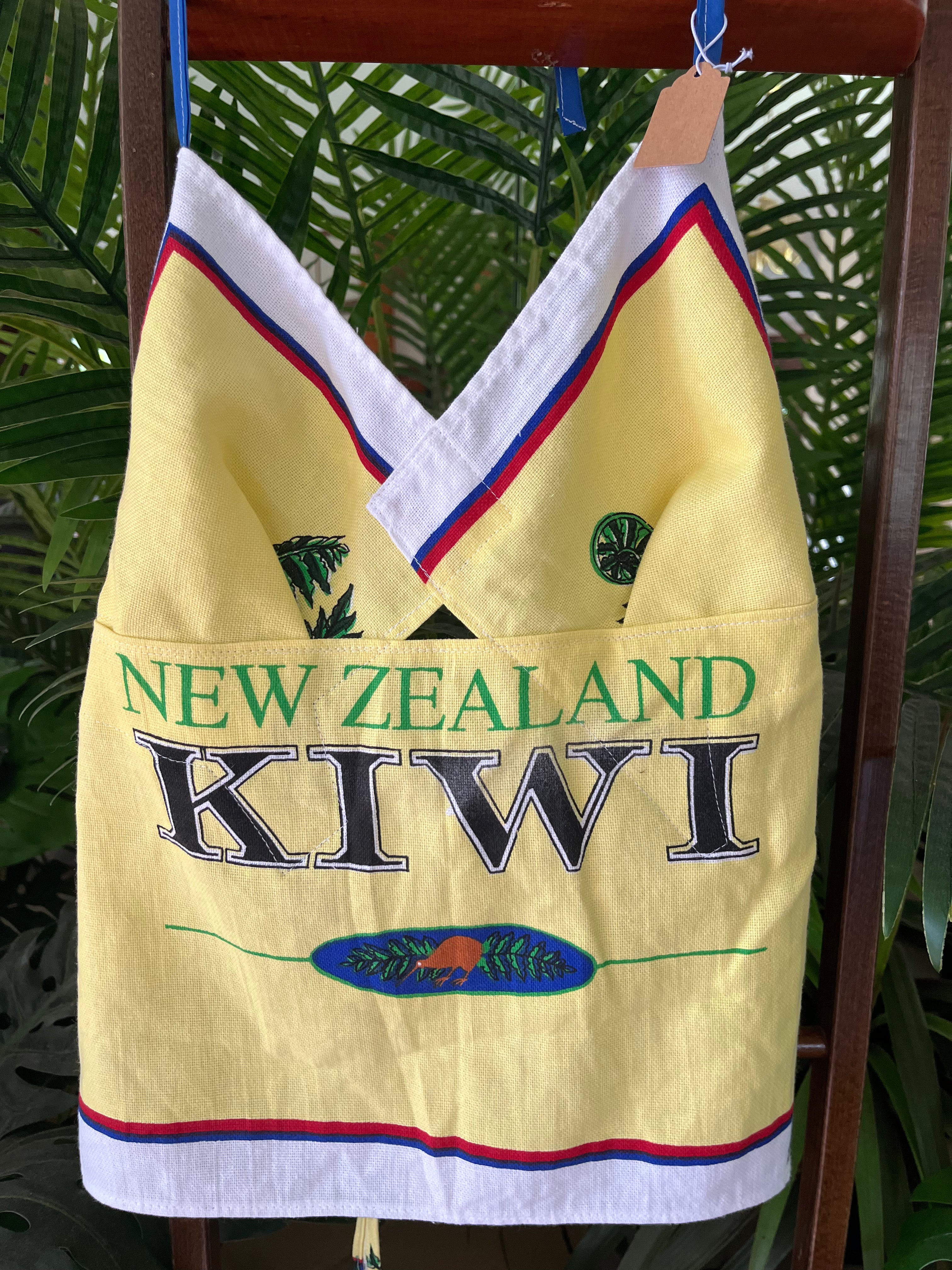 Vintage tea towel halter neck top “New Zealand Kiwi” Size 14D