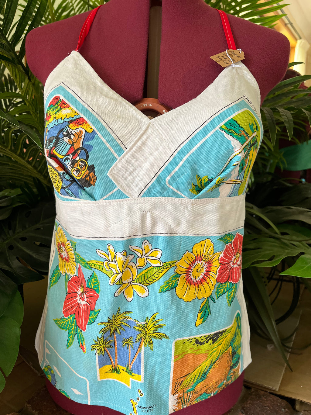 Tea towel halter neck top “Lord Howe Island” Size 14D