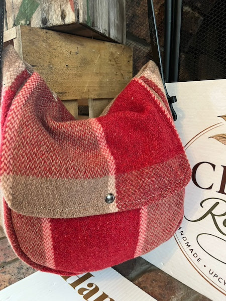 Red Tan Plaid Wool Blanket Messenger Bag Front