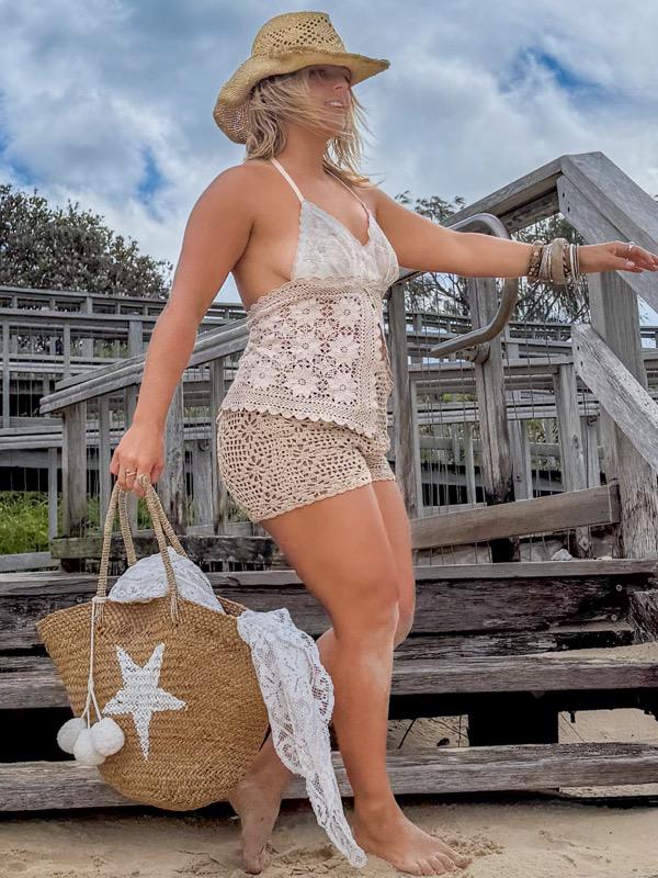 Open Front Vintage Crochet Halter Neck Top. Up to Size 12.
