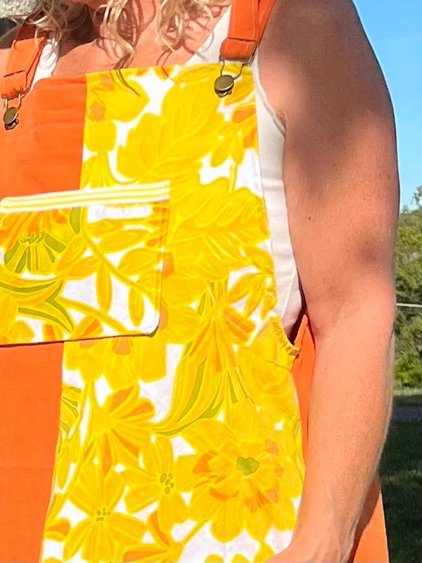 Pinafore Dress Vibrant Orange & Yellow Retro Floral. Size 10-12.